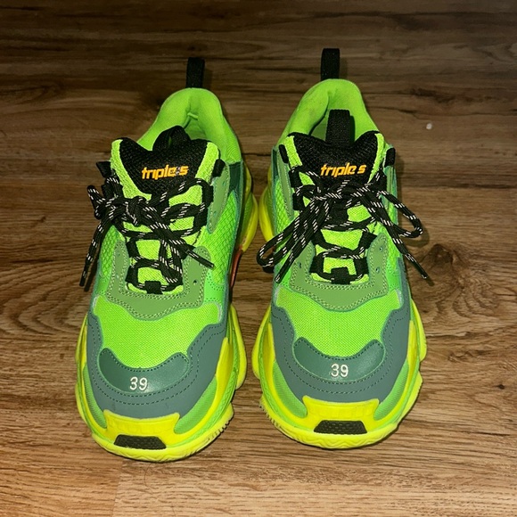 Balenciaga triple s low green size 39 worn twice - Picture 2 of 5